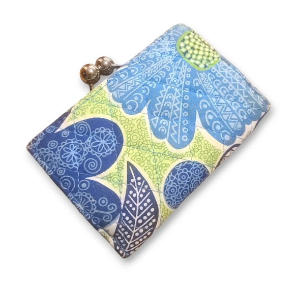 Vera Bradley Doodle Daisy Small Kisslock Wallet Blue and Green Snap Open - Picture 5 of 8